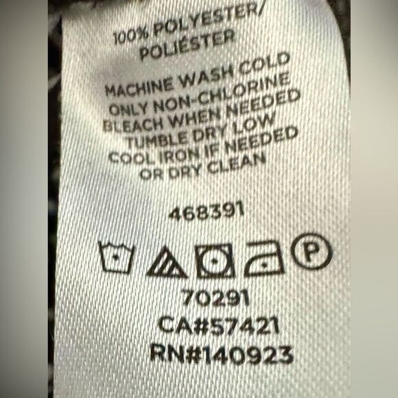 Ann Taylor LOFT Petites Black & White Lightweight Drawstring Pants. Small Petite - Picture 6 of 6